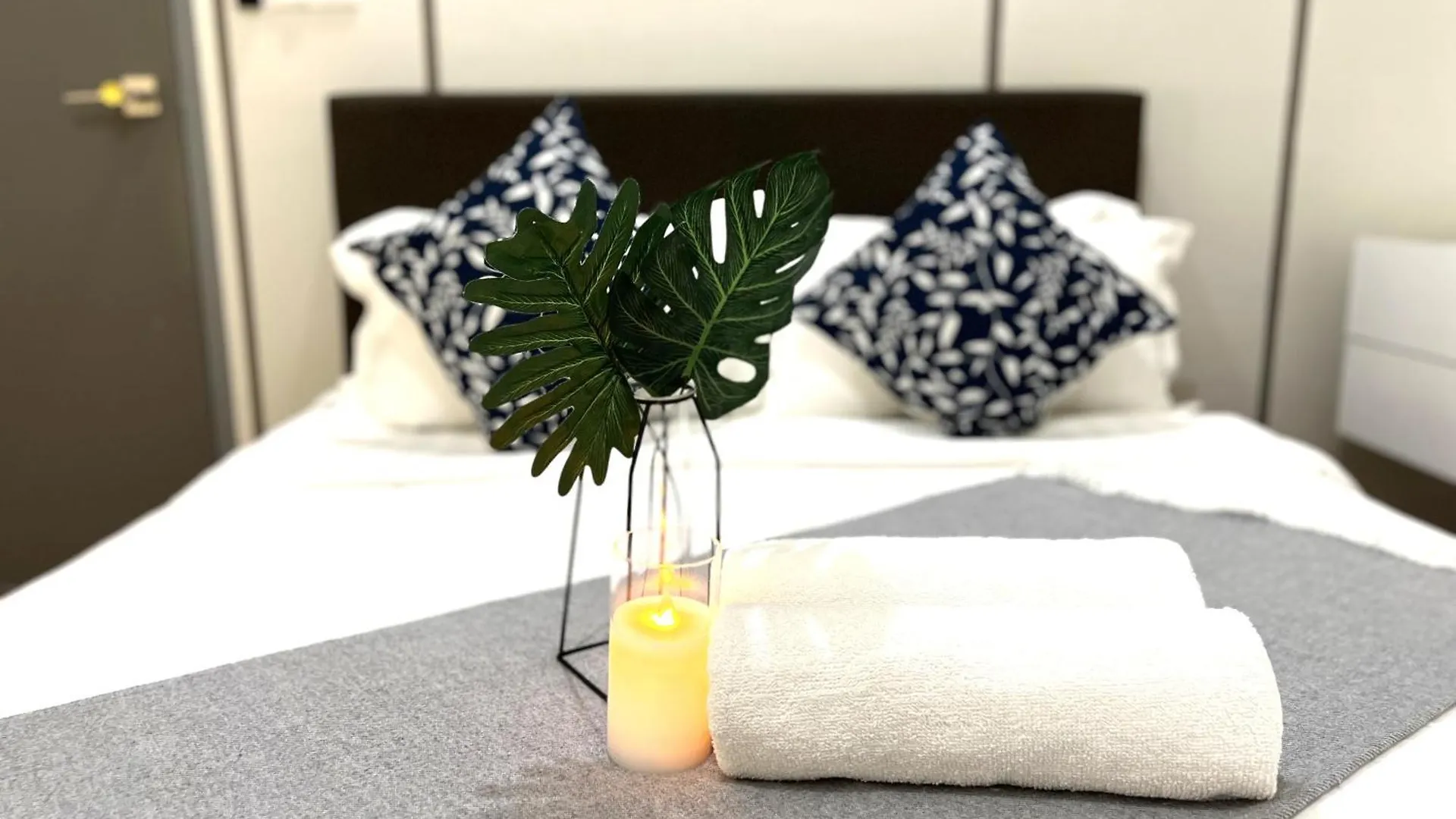 Apartment Fresh New Look Georgetown#Skypoolcontemporarysuite